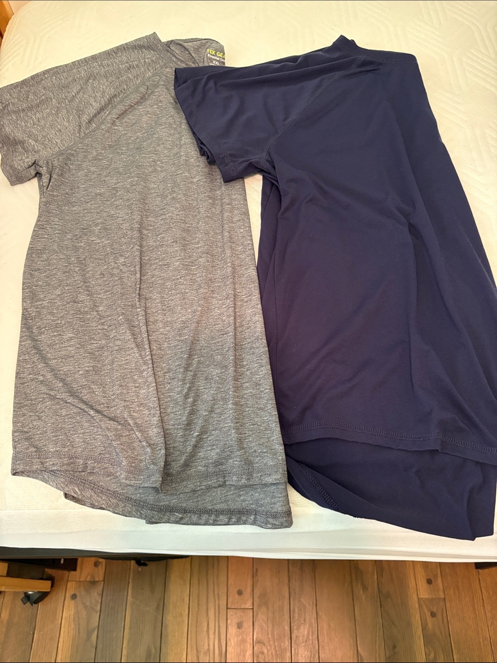 tek gear Gray and Navy Short Sleeve Tee Set